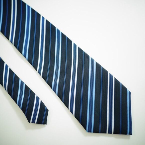 Stafford Essentials Blue Striped Woven Silk Tie‎ - Picture 1 of 6